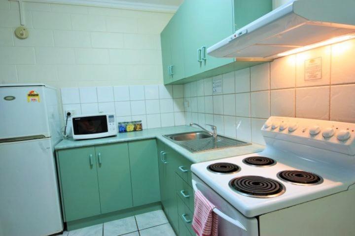 Coconut Grove Holiday Apartments Darwin Exterior foto